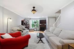 83 Buckley Blvd, Chicopee, MA 01020 - Photo 6