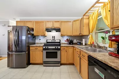 83 Buckley Blvd #83, Chicopee, MA 01020 - Photo 2