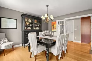524 Elm St E, Raynham, MA 02767 - Photo 16