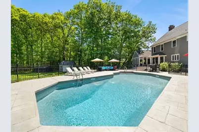 524 Elm St E, Raynham, MA 02767 - Photo 34