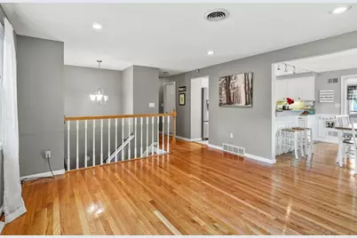 5 Hawthorne Circle, Northborough, MA 01532 - Photo 4