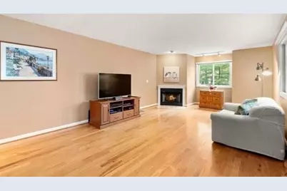 33 Arrowhead Cir #33, Ashland, MA 01721 - Photo 8