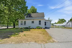 762 Merrimack Ave, Dracut, MA 01826 - Photo 20