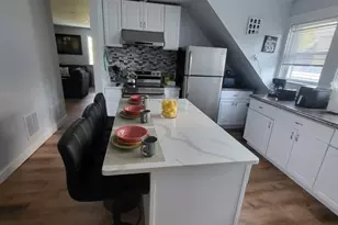 9 Hamilton Ave, Lynn, MA 01902 - Photo 6