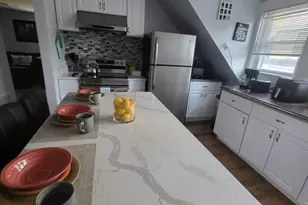 9 Hamilton Ave, Lynn, MA 01902 - Photo 8