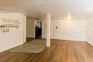 20 Lawrence St, Fitchburg, MA 01420 - Photo 12