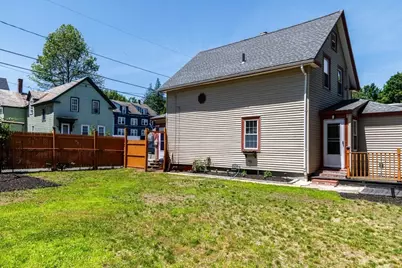 20 Lawrence Street, Fitchburg, MA 01420 - Photo 16