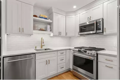 22 Monument Square #1, Boston, MA 02129 - Photo 6