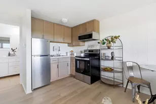 340 Main St, Melrose, MA 02176 - Photo 2