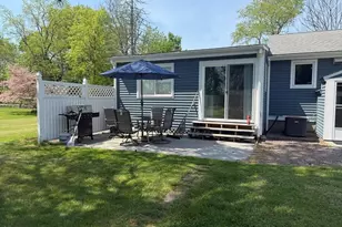 87 Union St, West Bridgewater, MA 02379 - Photo 10