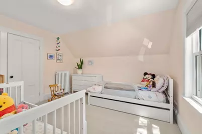8 Lincoln Street, Manchester by the Sea, MA 01944 - Photo 18