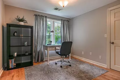 466 Oliver St, New Bedford, MA 02745 - Photo 18