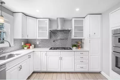 62 Elm St, Melrose, MA 02176 - Photo 14