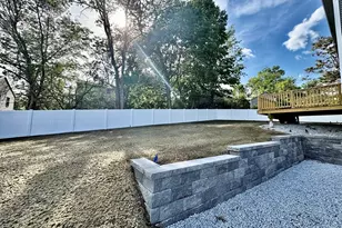8 Country Ln, Billerica, MA 01821 - Photo 18