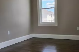 913 Rodman St, Fall River, MA 02721 - Photo 6
