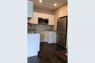 913 Rodman St #2S, Fall River, MA 02721 - Photo 2