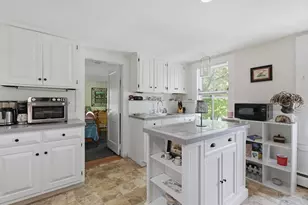 11 Mt Pleasant Ave, Ipswich, MA 01938 - Photo 12