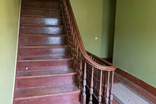 4 Home St, Worcester, MA 01609 - Photo 16