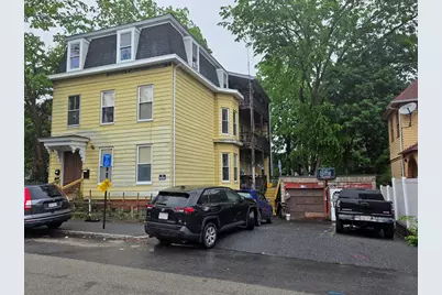4 Home St, Worcester, MA 01609 - Photo 1