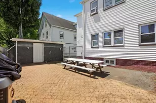 15 Flint St, Lynn, MA 01905 - Photo 34