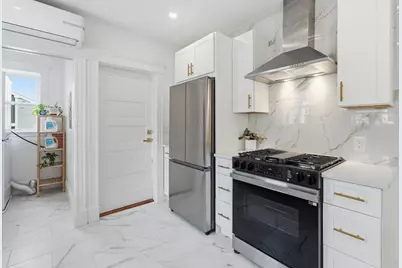 29-31 Cushing St #3, Cambridge, MA 02138 - Photo 10