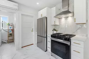 29-31 Cushing St, Cambridge, MA 02138 - Photo 10