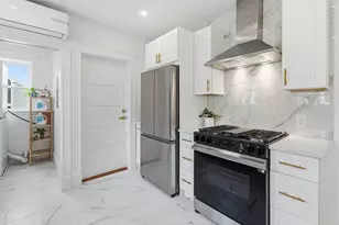 29-31 Cushing St, Cambridge, MA 02138 - Photo 10