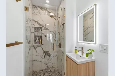 29-31 Cushing St #3, Cambridge, MA 02138 - Photo 14
