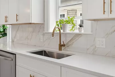 29-31 Cushing St #3, Cambridge, MA 02138 - Photo 8