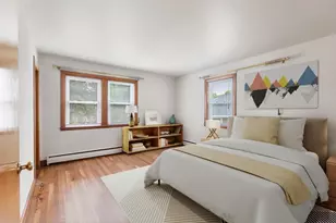36 Ripley Rd, Medford, MA 02155 - Photo 14