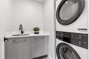 10 Pennsylvania Ave, Newton, MA 02461 - Photo 24