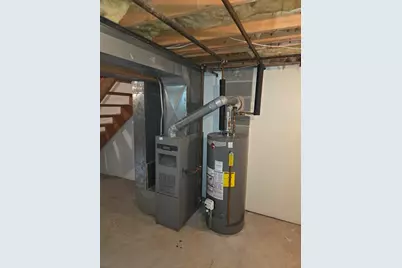 1451-1453 Carew St, Springfield, MA 01104 - Photo 36