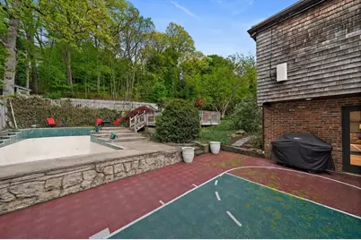 72 Beverly Road, Brookline, MA 02467 - Photo 32