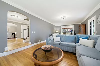 72 Beverly Road, Brookline, MA 02467 - Photo 4