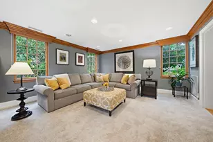 72 Beverly Rd, Brookline, MA 02467 - Photo 8