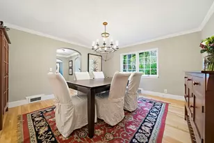 72 Beverly Rd, Brookline, MA 02467 - Photo 18