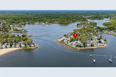 13 Woodland Cir, Wareham, MA 02571 - Photo 4