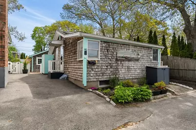 13 Woodland Cir, Wareham, MA 02571 - Photo 6