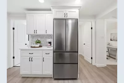 41 Bridgeport St, Worcester, MA 01604 - Photo 4