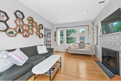 105-107 Adena Rd #105, Newton, MA 02465 - Photo 8