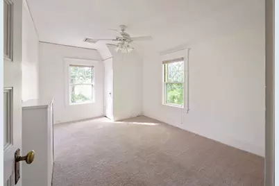 105 Grant Ave, Newton, MA 02459 - Photo 12