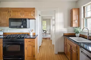 105 Grant Ave, Newton, MA 02459 - Photo 8