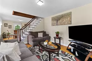 28 Spring St, Webster, MA 01570 - Photo 4