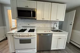 13 Quincy St, Quincy, MA 02169 - Photo 8