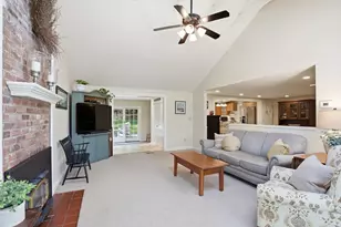 29 Washington Dr, Acton, MA 01720 - Photo 4