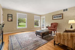 37 Old Planters Rd, Beverly, MA 01915 - Photo 18