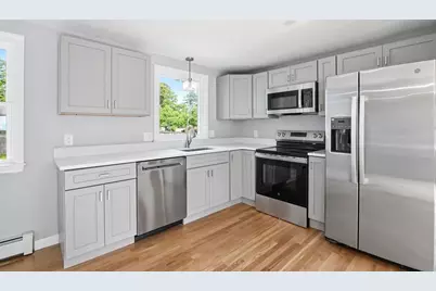 142 Marks Street, Rockland, MA 02370 - Photo 4