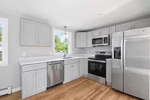 142 Marks St, Rockland, MA 02370 - Photo 4