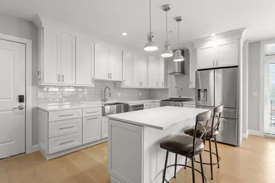 11 Oak Grove Terrace #303, Quincy, MA 02169 - Photo 2
