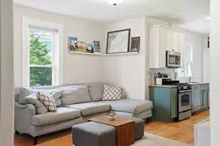 83 Birch St, Boston, MA 02131 - Photo 6